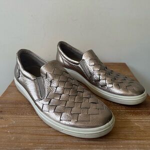 ecco | W9 | Metallic Slip-On Shoes